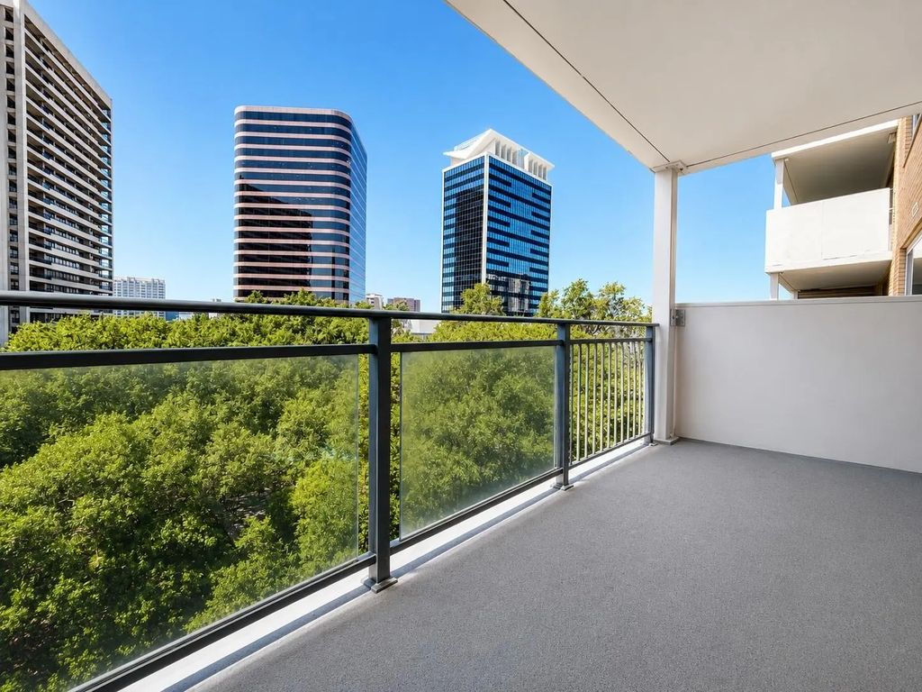 3883 Turtle Creek Boulevard 511, Dallas