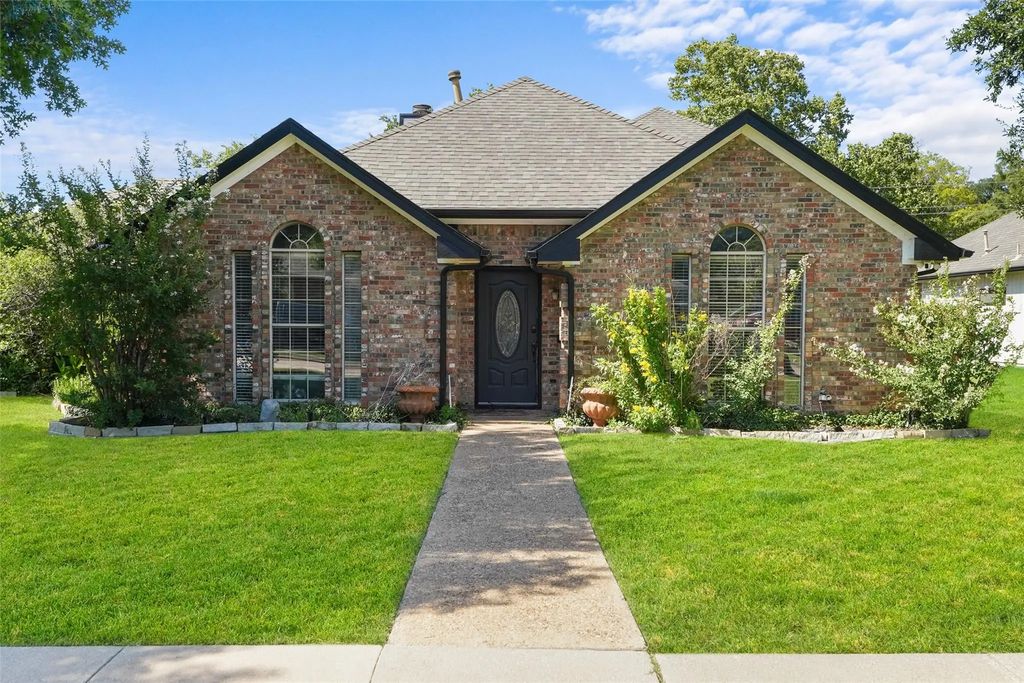 1220 Dentonshire Drive, Carrollton
