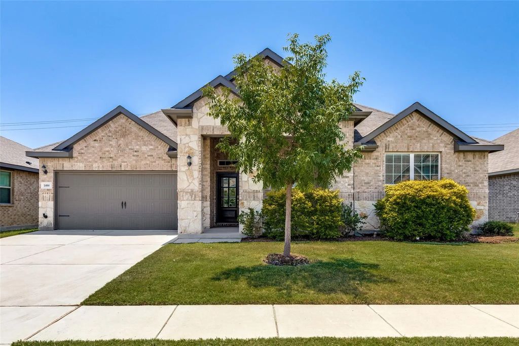 1404 Lakeview Drive, Pelican Bay