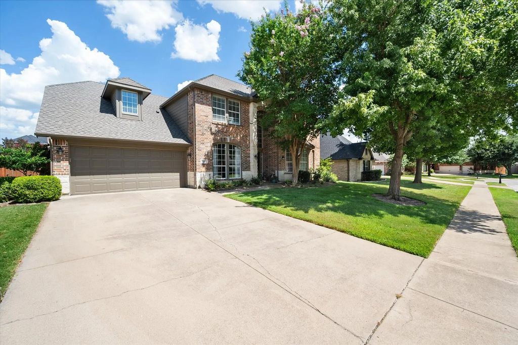 1502 Mallard Circle, Mansfield