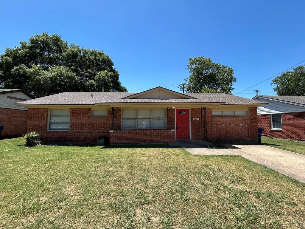 130 W Cherry Point Drive, Dallas