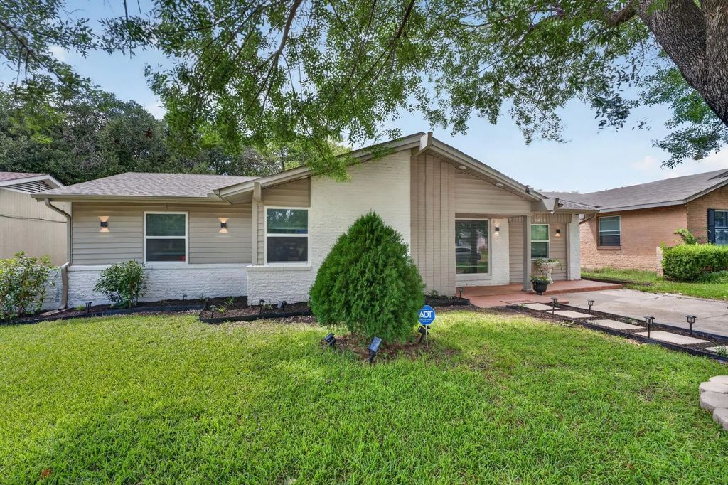 2635 Linhaven Drive, Mesquite