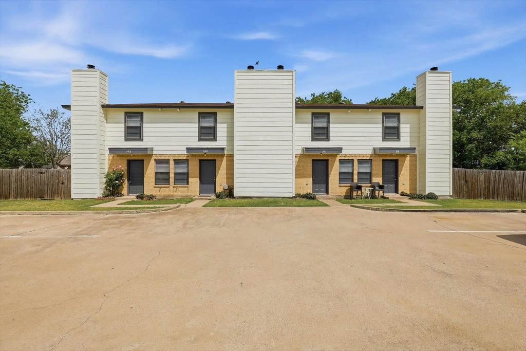 316 Cambridge Drive, Saginaw