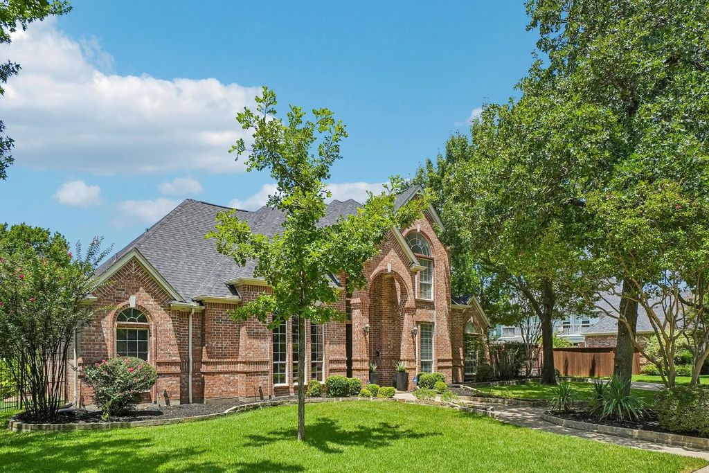 1008 Lark Haven Lane, Keller