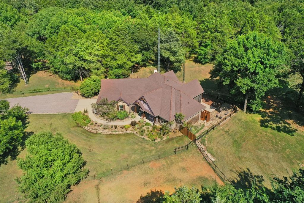 1433 Old Sadler Road, Sadler