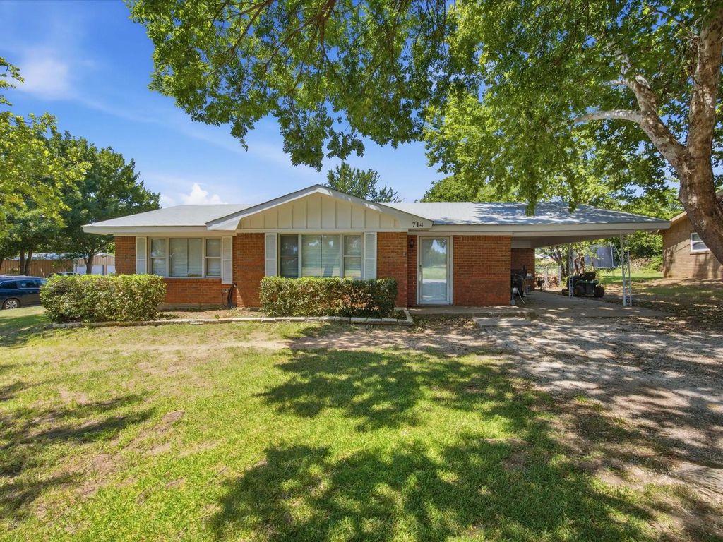 714 Decatur Street, Bowie