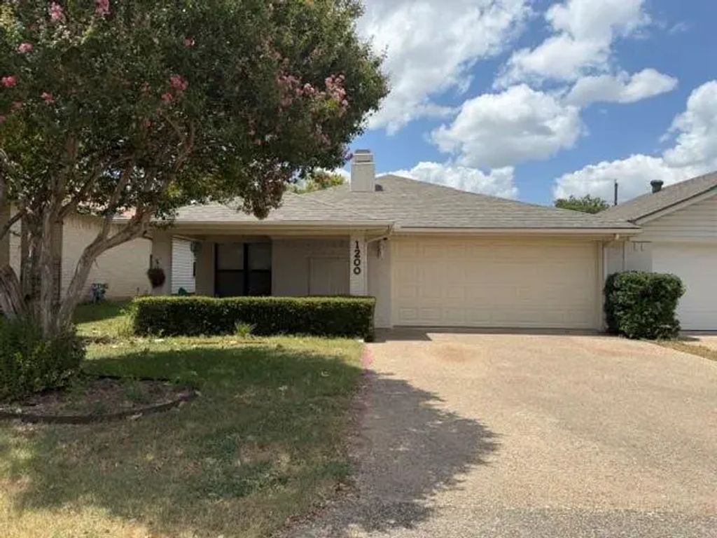 1200 Chapel View Drive, Waco