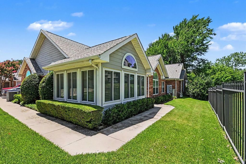 6172 Haley Lane, Fort Worth