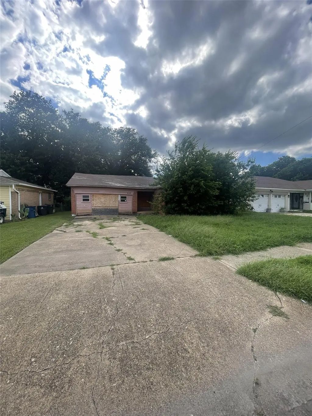 459 Alcorn Avenue, Dallas