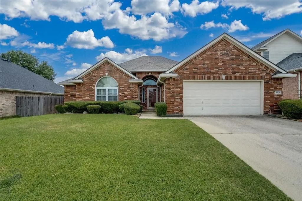 5524 Flynn Court, Fort Worth