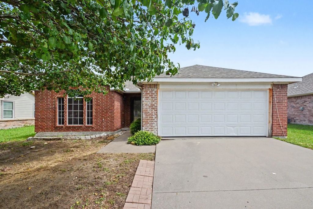 408 Oxford Loop, Princeton