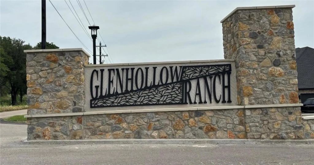 1059 Glenoaks Drive, Weatherford