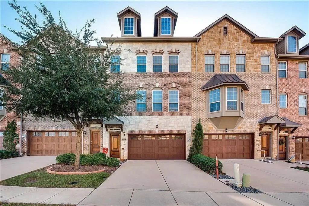 7852 Liverpool Lane, Irving