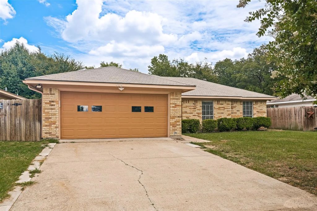 4804 Platte Drive, Balch Springs