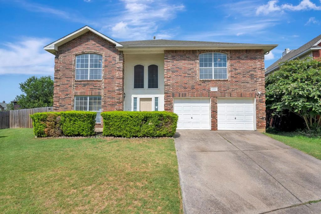 6825 Permian Lane, Fort Worth