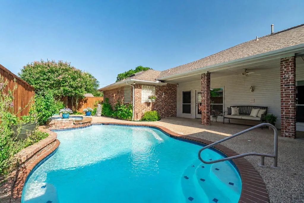 1873 Quail Lane, Richardson