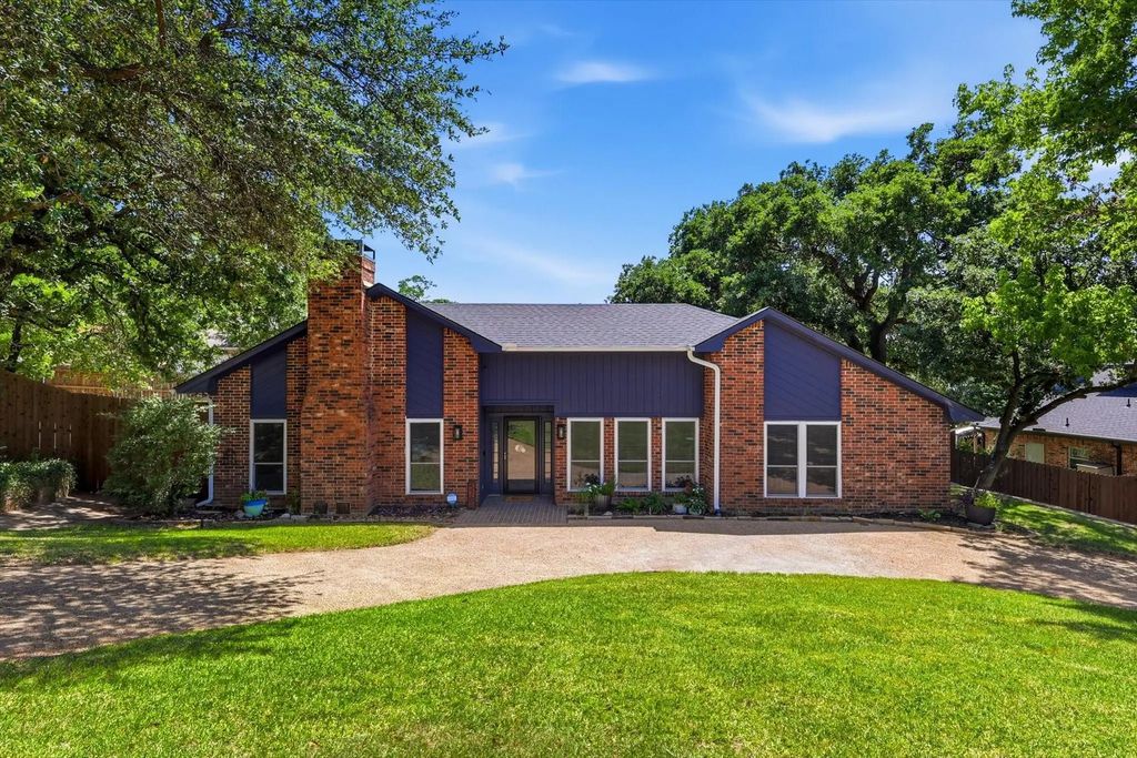 5706 Trail Lake Drive, Arlington