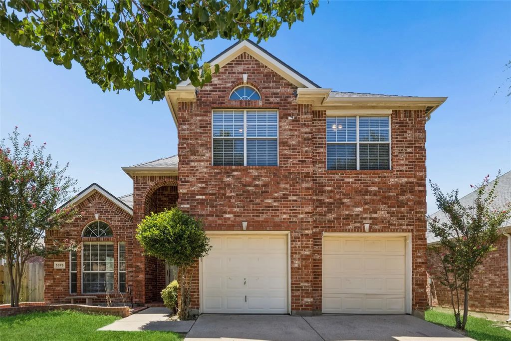 5376 Lake Chelen Drive, Fort Worth