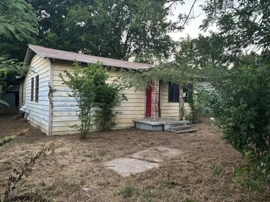 659 Neomi Avenue, Dallas
