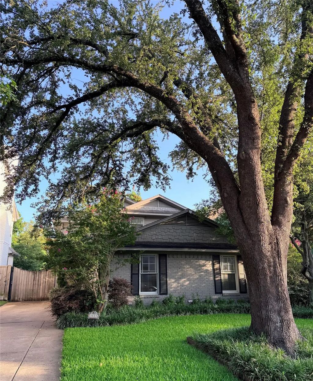 3813 Purdue Avenue, University Park