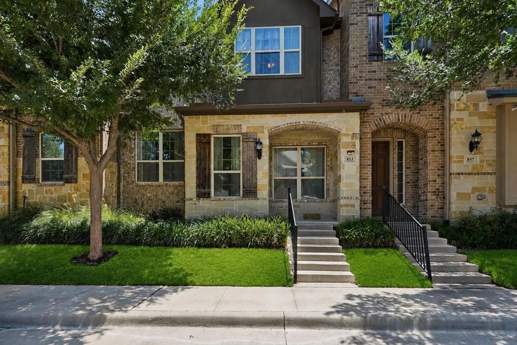 853 Rohan Drive, Richardson