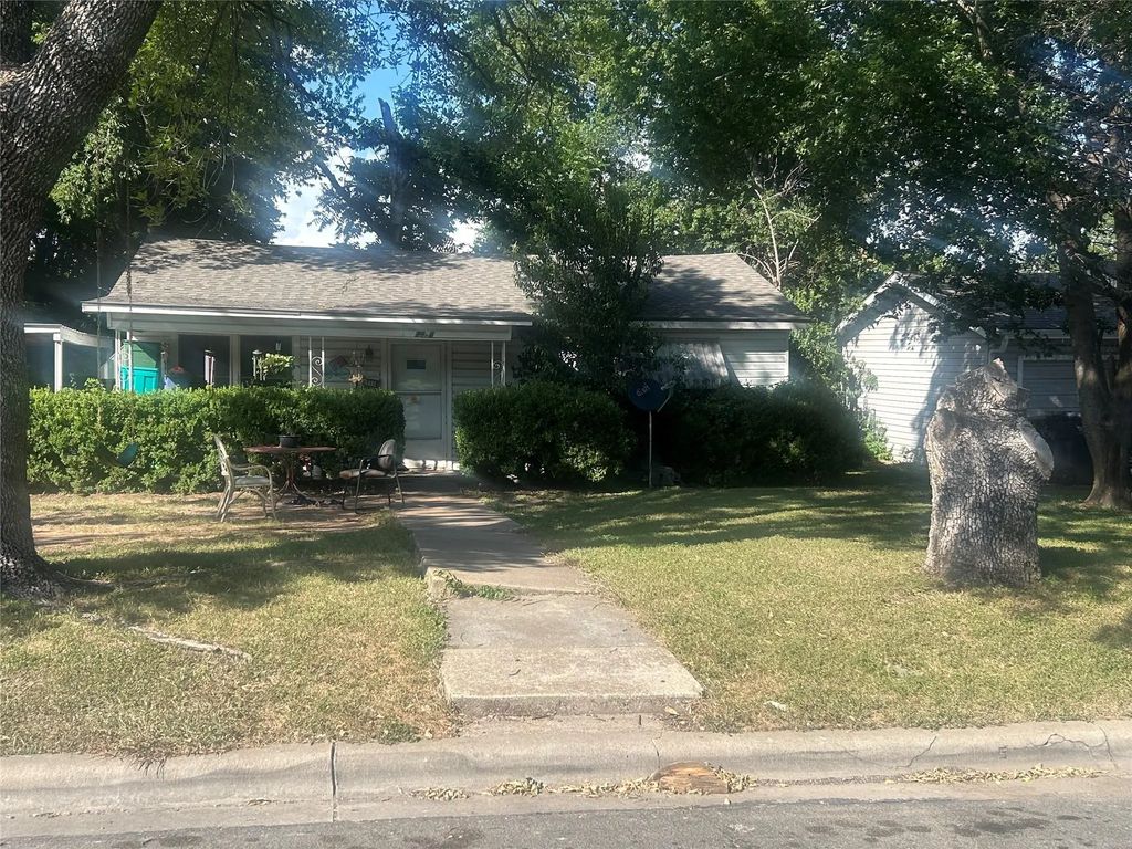 1804 Columbia Street, Waco