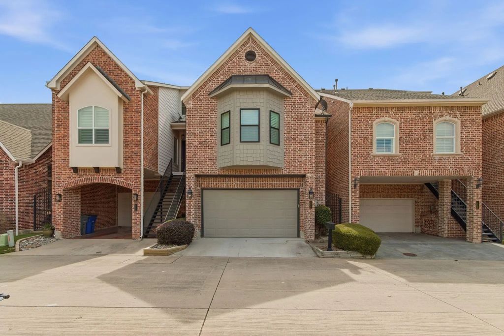 18323 Frankford Lakes Circle, Dallas