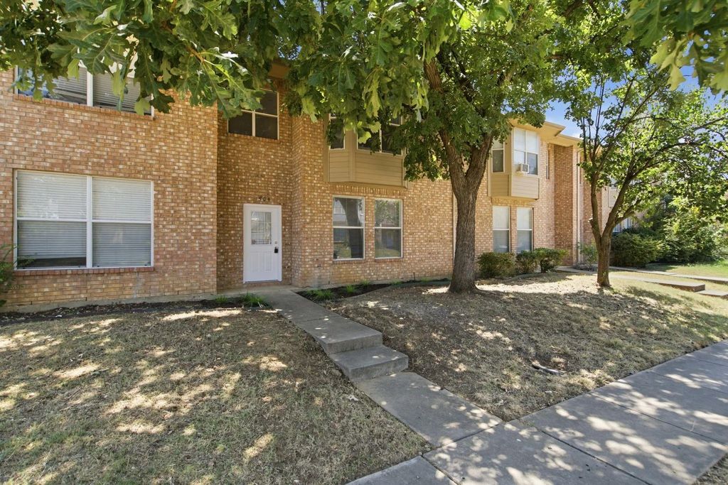 1504 Barbara Drive, Lewisville
