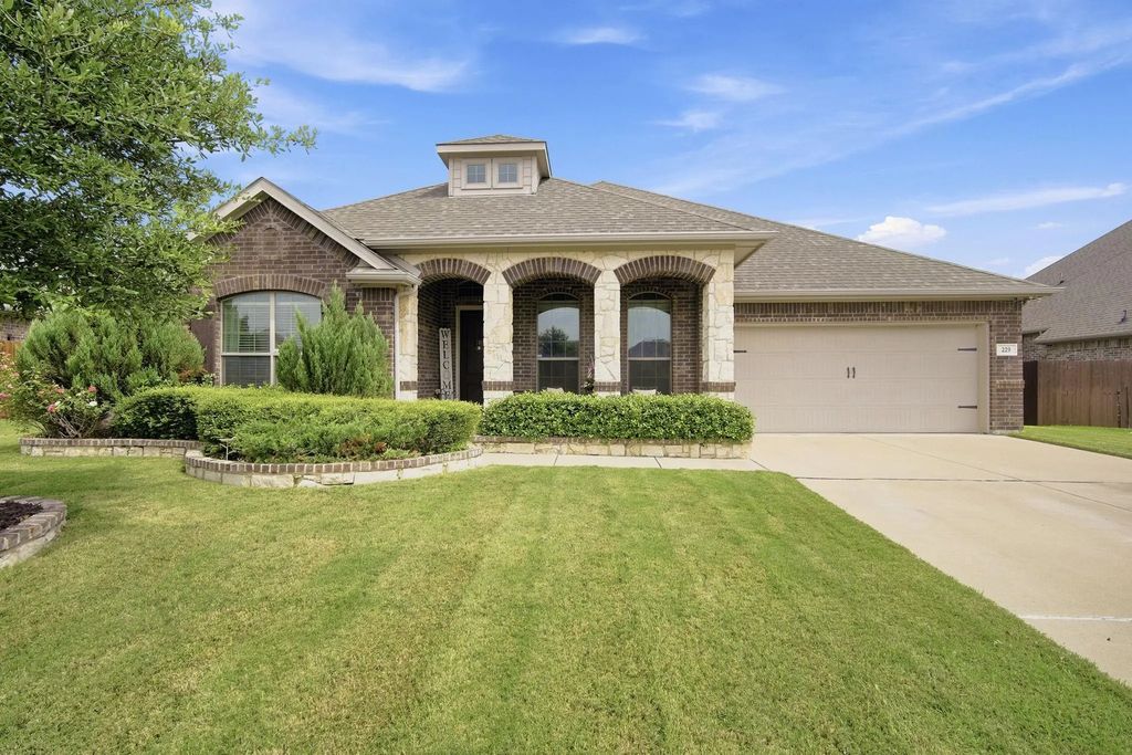 229 White Willow Way, Midlothian