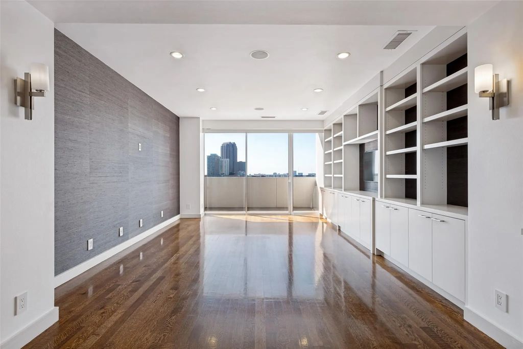 3601 Turtle Creek Boulevard 1105, Dallas