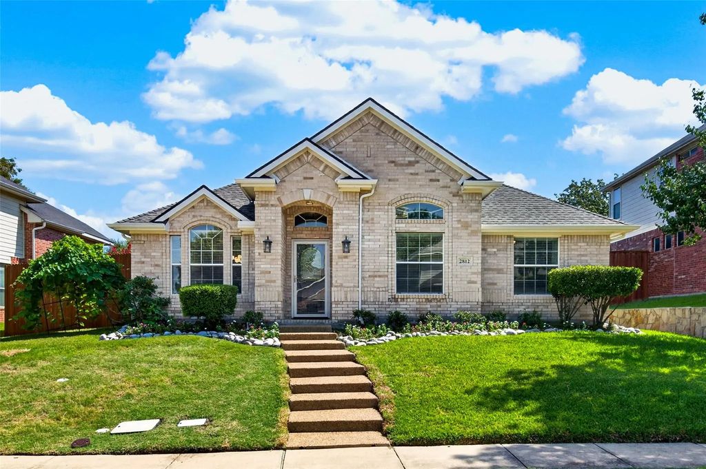2812 Misty Ridge Lane, Rockwall