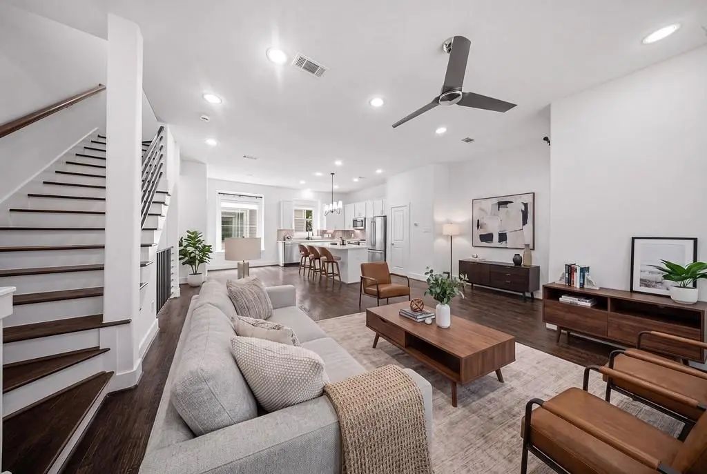 5811 Bryan Parkway 50, Dallas