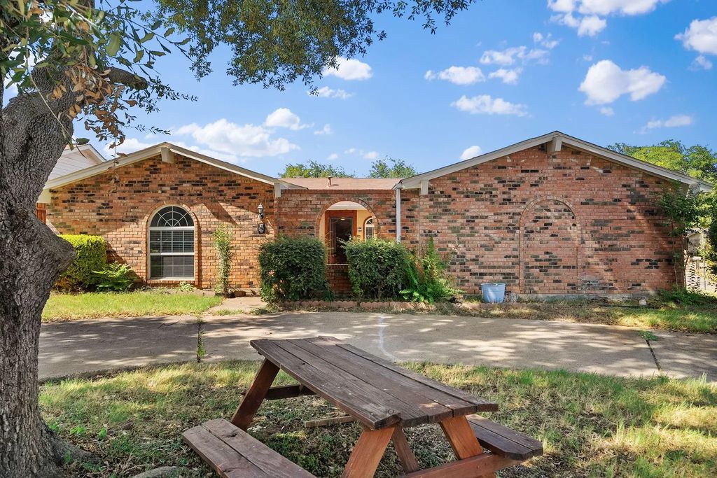 1801 Tameria Drive, Irving