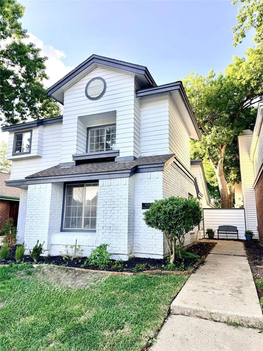 4243 Timberglen Road, Dallas