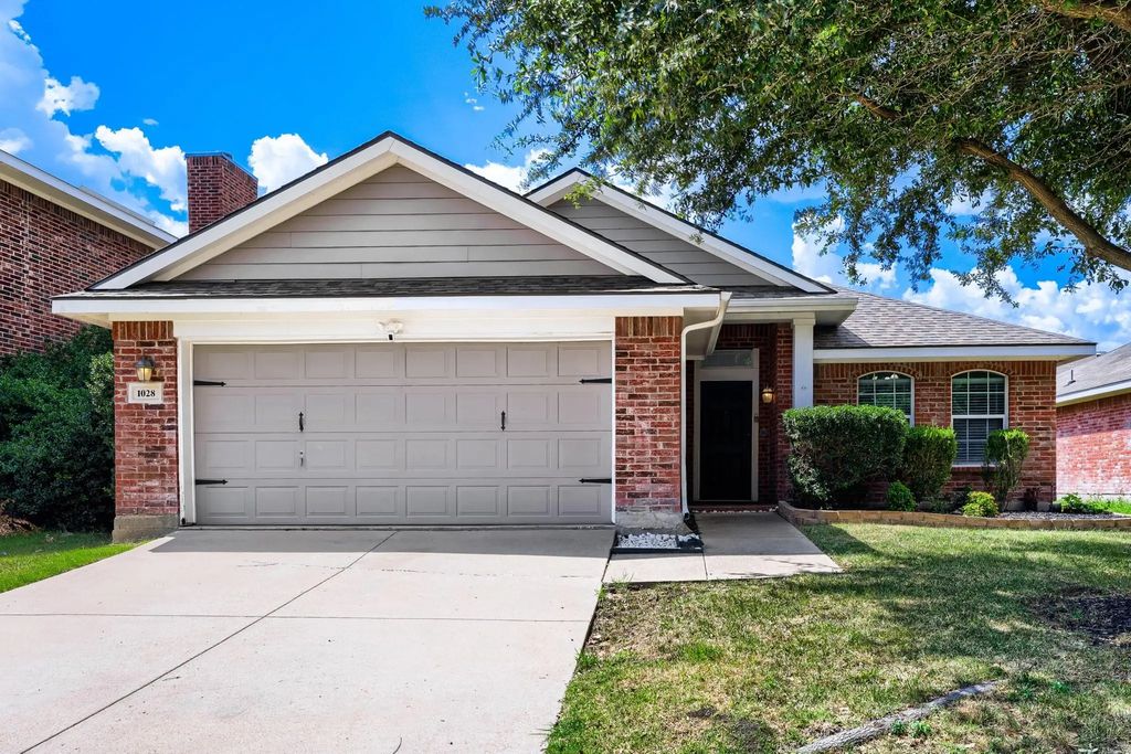 1028 Kimbro Drive, Forney