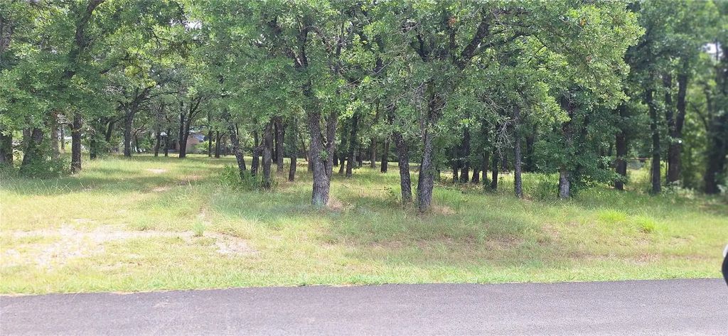 699 County Road 529, Eastland