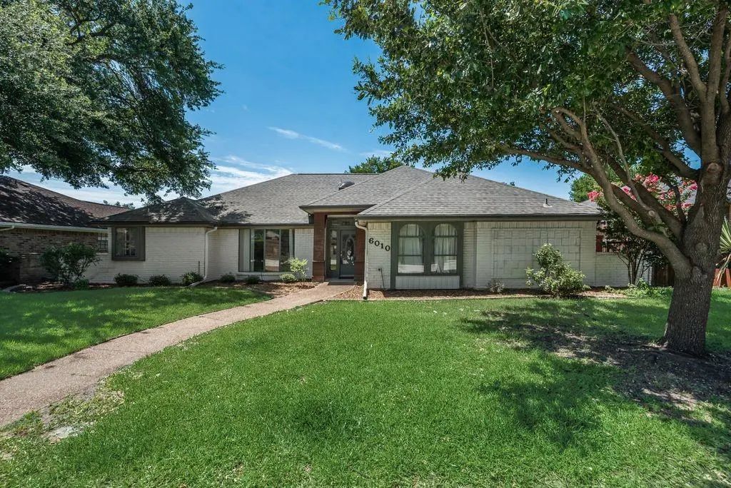 6010 La Cosa Drive, Dallas