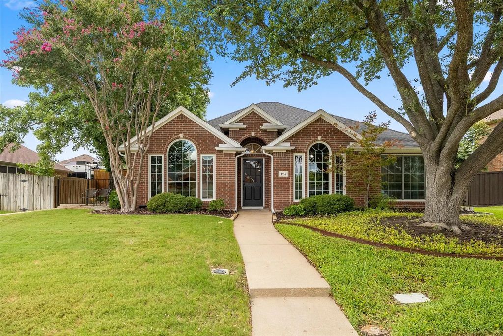 124 Tupelo Drive, Rockwall