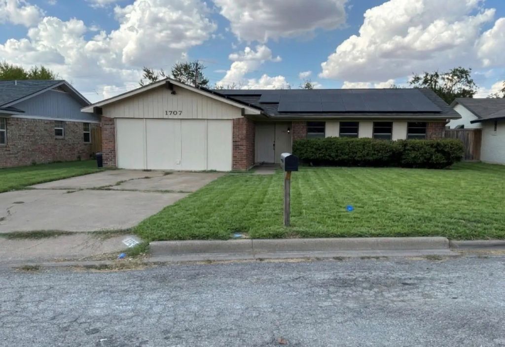 1707 15th Street, Mineral Wells