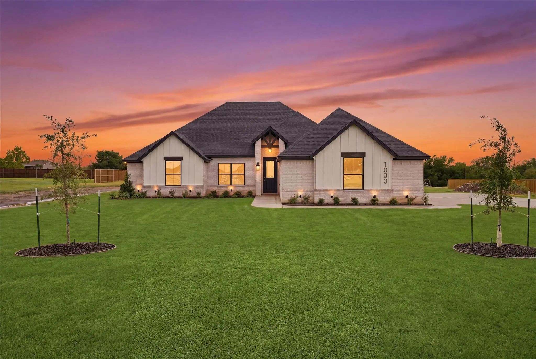 Photo of Listing #21330286