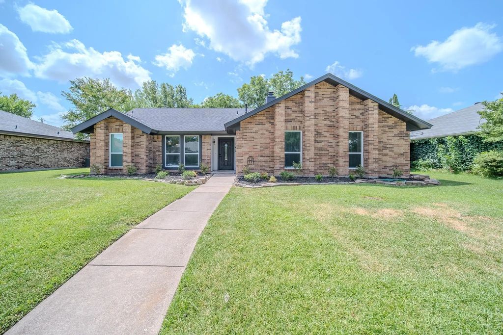 142 Ridgegate Drive, Garland