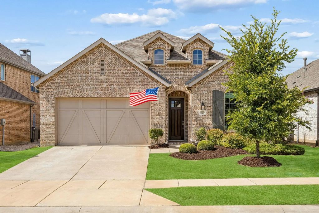 721 Corner Post Path, Celina