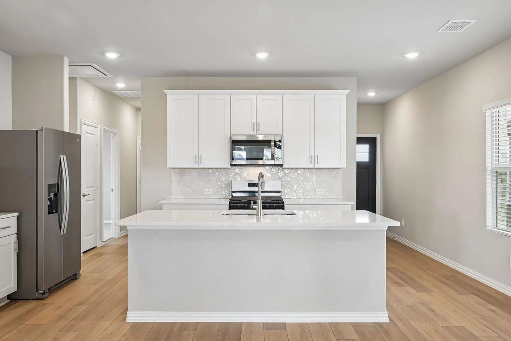 3058 O Pines Drive, Farmersville