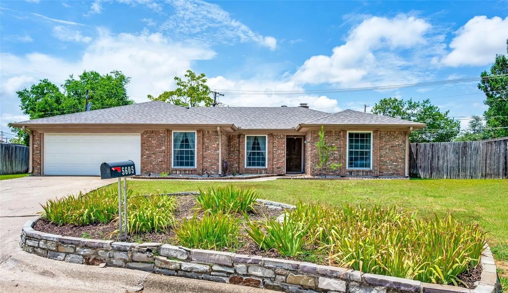 5605 Jamaica Circle, North Richland Hills