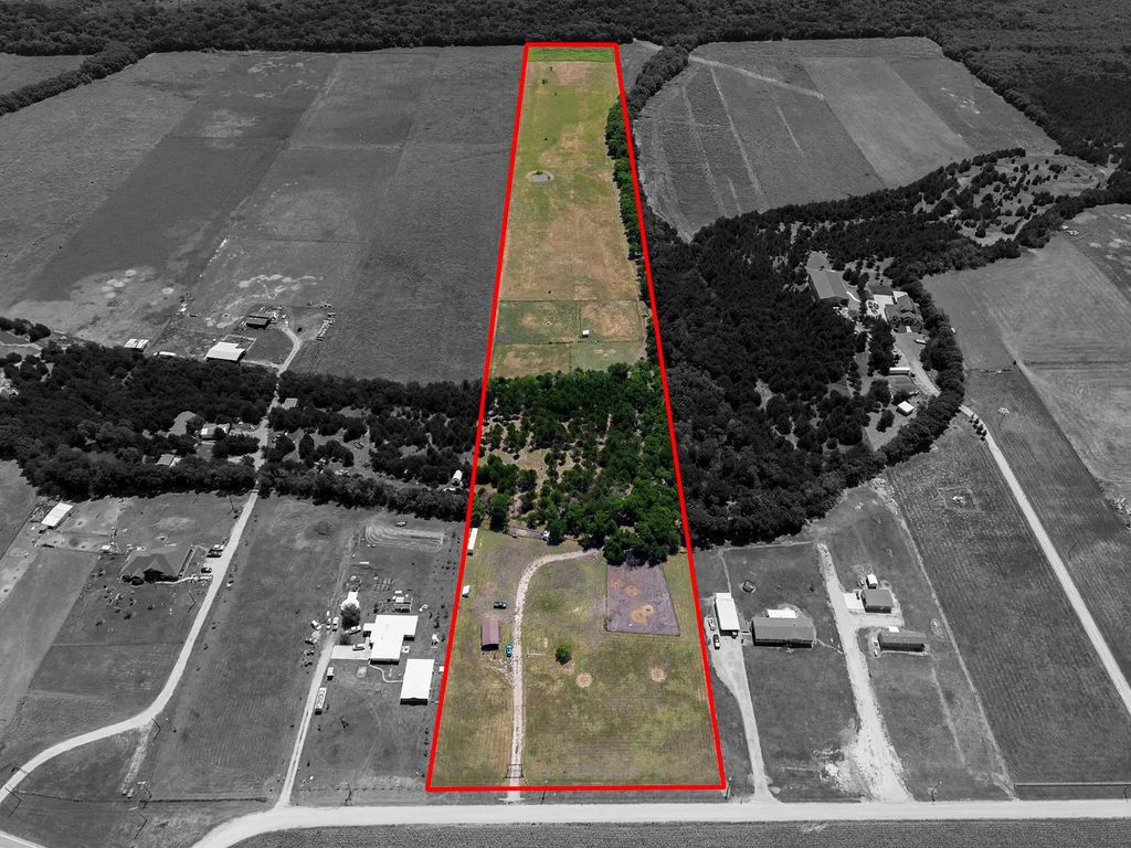 1843 County Road 2140, Caddo Mills