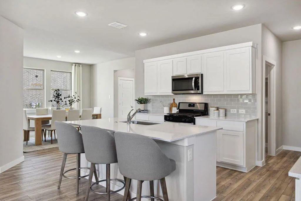 6005 Kaitlynn Drive, Princeton