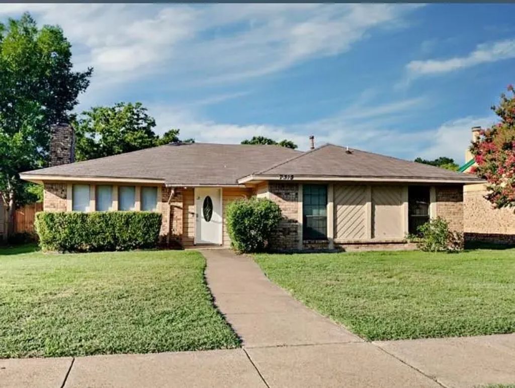 7318 Elderberry Lane, Dallas