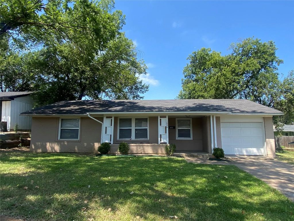 1606 Virginia Street, Grand Prairie
