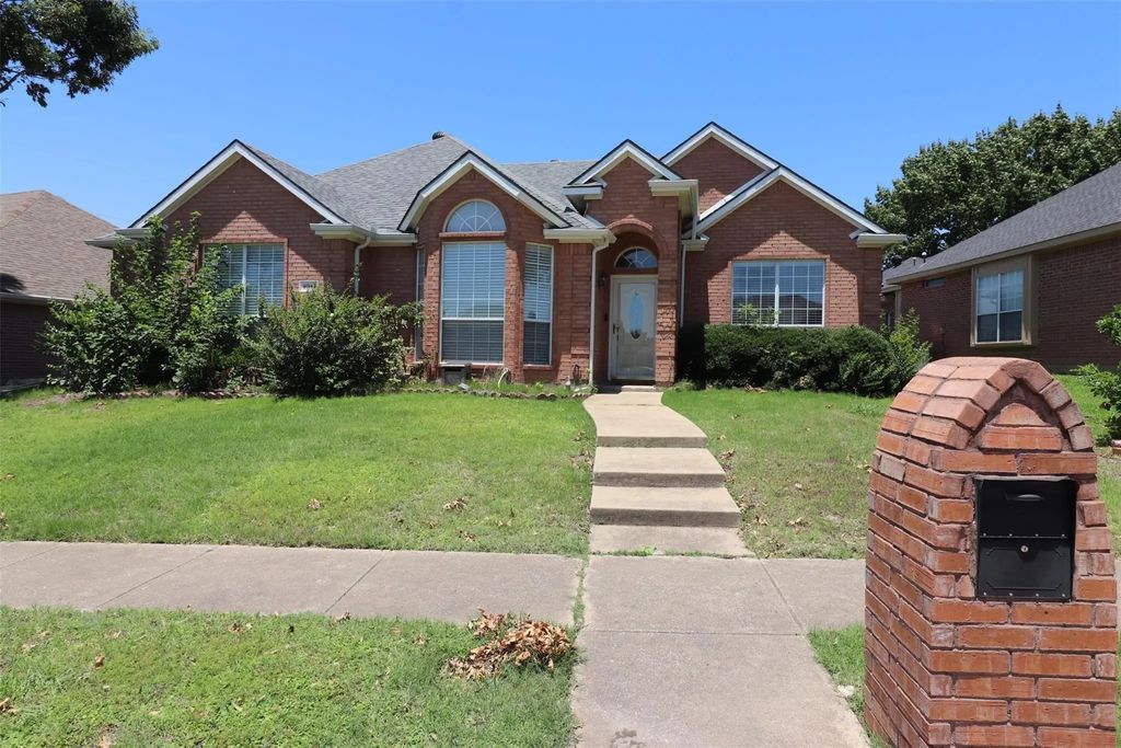 4041 Brazos Drive, Carrollton