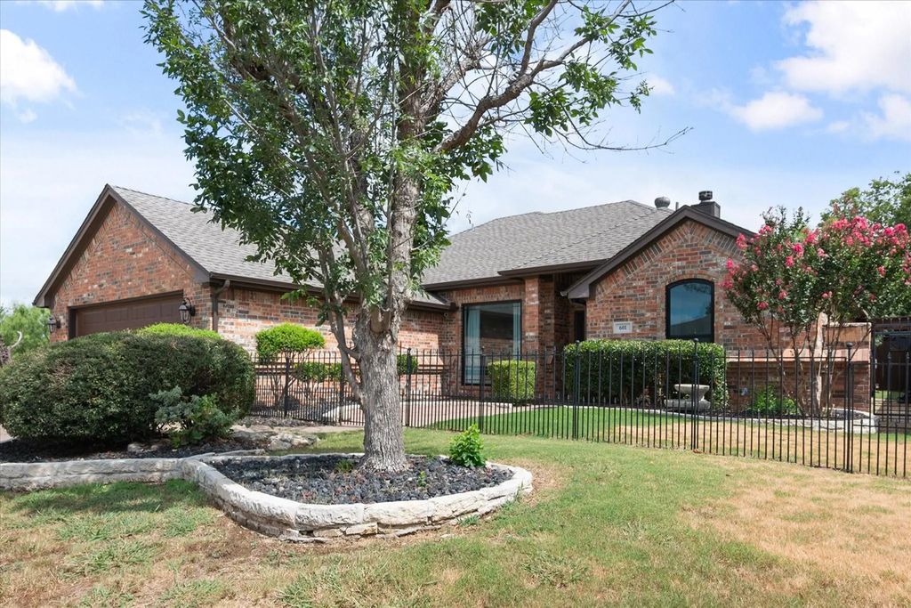601 Mesa Vista Drive, Crowley